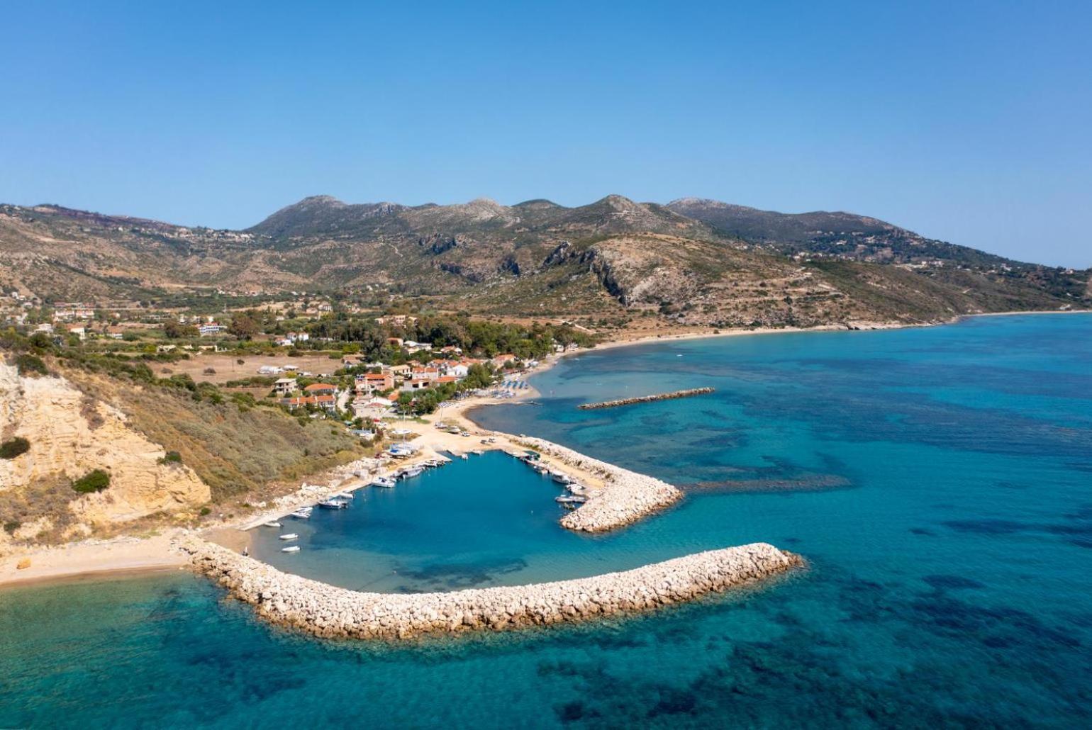 Villa Fedra Poros  Екстериор снимка